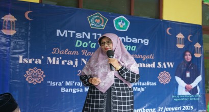 PERINGATAN ISRA MI'RAJ  MTSN 11 JOMBANG